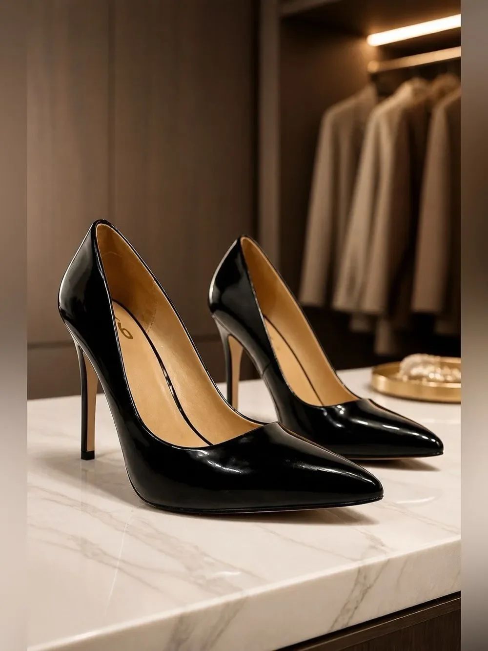 BLACK-PATENT 4” STILETTOS by MIX NO. 6 SIZE 8 WORN ONCE EXTRA HEWL PROTECTORS